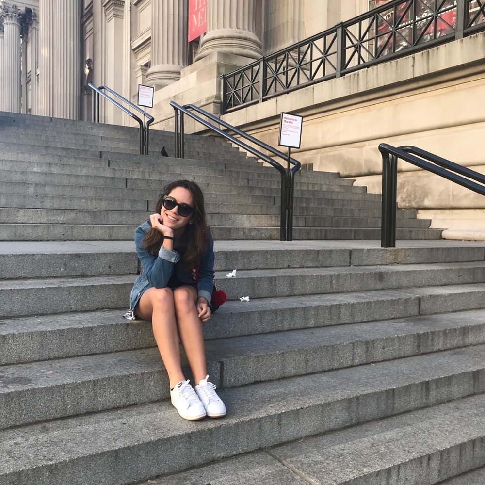 Meet your Posher, Adri